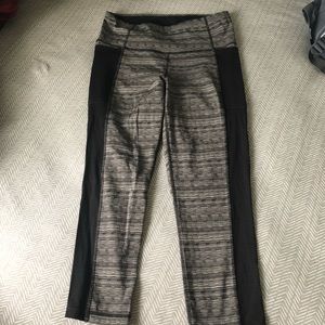 Lucy Crop Leggings